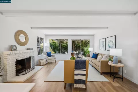 Living - 4495 Sweet Shrub Ct, Concord, CA 94521 photo 4 of 8