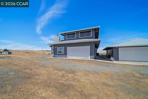 Exterior - 14740 Altamont Pass Rd, Mountain House, CA 95391 photo 4 of 7