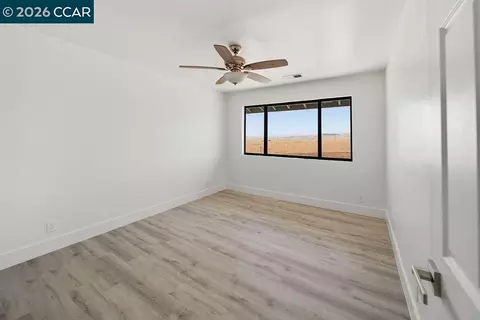 Bedroom - 14740 Altamont Pass Rd, Mountain House, CA 95391 photo 5 of 5