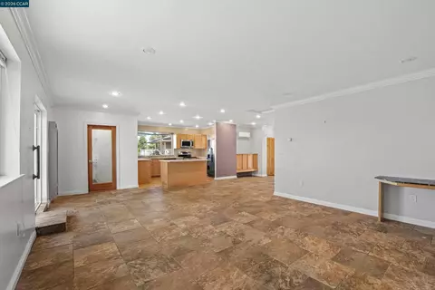 Living - 840 Ridge Dr, Concord, CA 94518 photo 8 of 12
