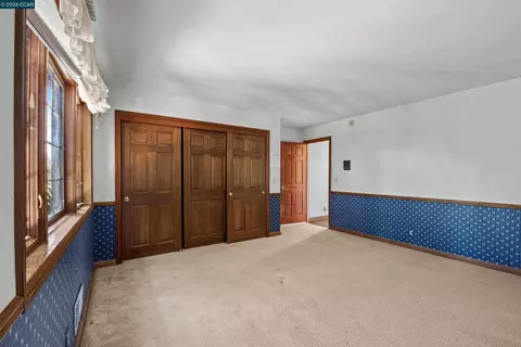 Bedroom - 840 Ridge Dr, Concord, CA 94518 photo 4 of 9