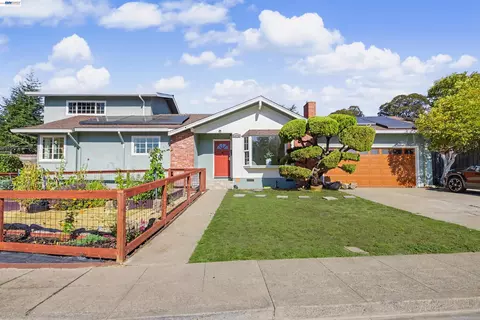 2815 Canterbury Dr, Richmond, CA 94806