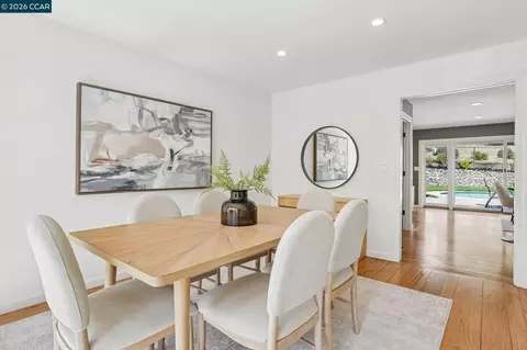 Dining - 49 Corliss Dr, Moraga, CA 94556 photo 3 of 4