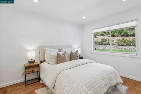 Bedroom - 49 Corliss Dr, Moraga, CA 94556 photo 7 of 11