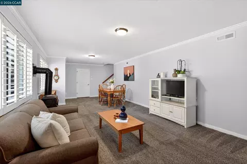 Living - 499 Silverado Dr, Lafayette, CA 94549 photo 4 of 4