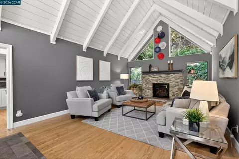 Living - 499 Silverado Dr, Lafayette, CA 94549 photo 1 of 4