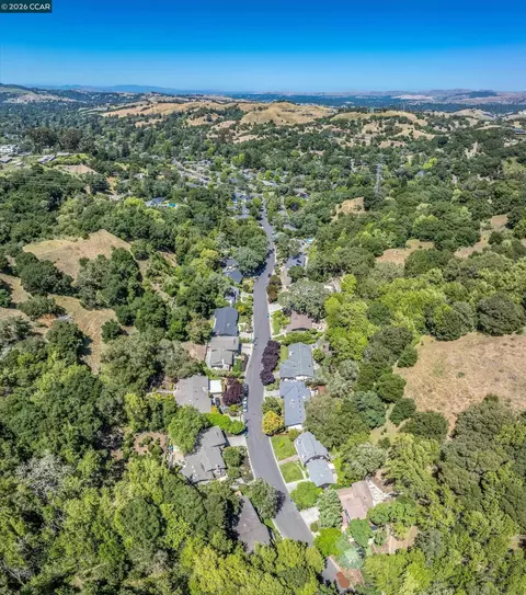 View/Area - 499 Silverado Dr, Lafayette, CA 94549 photo 1 of 1