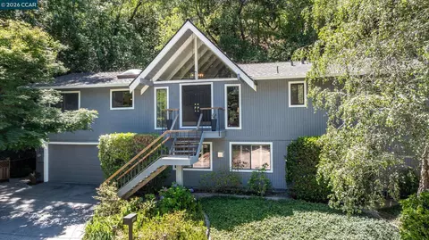 Exterior - 499 Silverado Dr, Lafayette, CA 94549 photo 7 of 9