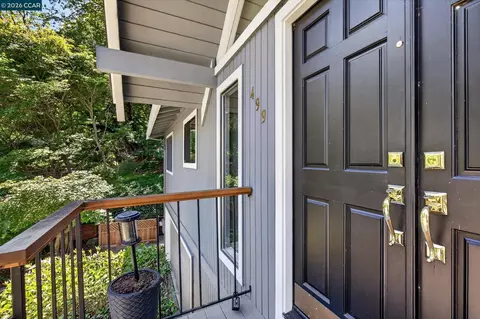 Entry Way - 499 Silverado Dr, Lafayette, CA 94549 photo 1 of 2