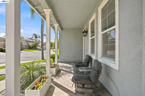 Exterior - 3694 Otter Brook Loop, Discovery Bay, CA 94505 photo 4 of 8