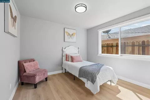 Bedroom - 734 Warford Ave, Vallejo, CA 94591 photo 6 of 7