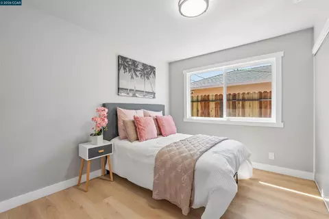Bedroom - 734 Warford Ave, Vallejo, CA 94591 photo 3 of 7