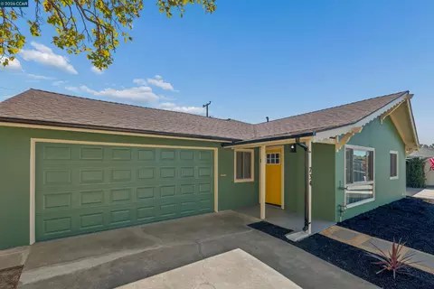 Exterior - 734 Warford Ave, Vallejo, CA 94591 photo 4 of 10