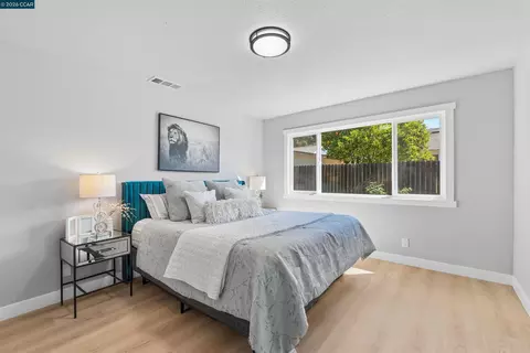 Bedroom - 734 Warford Ave, Vallejo, CA 94591 photo 1 of 7