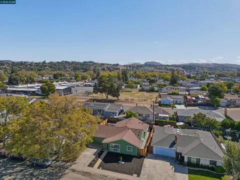 View/Area - 734 Warford Ave, Vallejo, CA 94591 photo 4 of 14