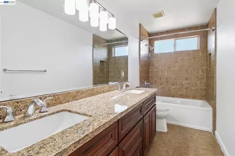 Bath - 36746 Peach Ct, Newark, CA 94560 photo 5 of 5