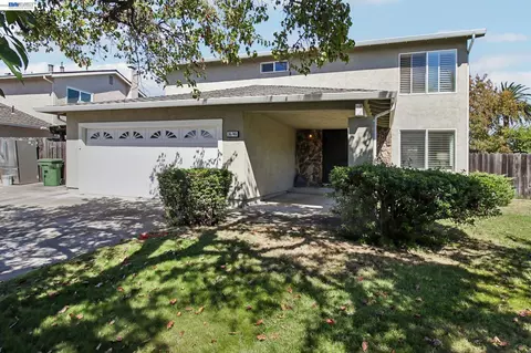 Exterior - 36746 Peach Ct, Newark, CA 94560 photo 2 of 6