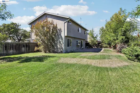 Exterior - 36746 Peach Ct, Newark, CA 94560 photo 6 of 6