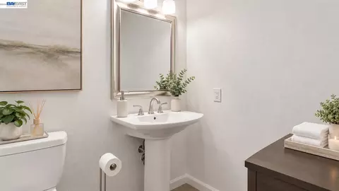 Bath - 36746 Peach Ct, Newark, CA 94560 photo 1 of 5