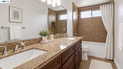 Bath - 36746 Peach Ct, Newark, CA 94560 photo 4 of 5