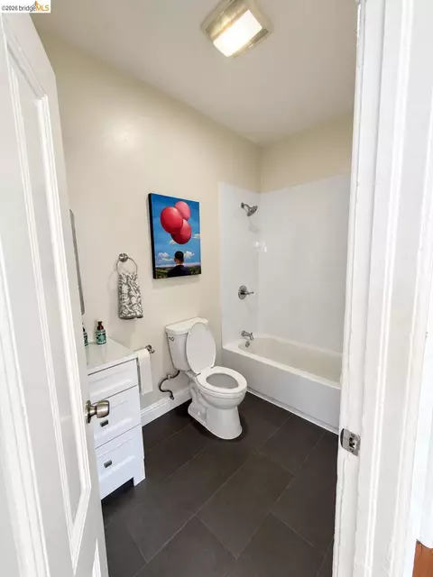 Bath - 1324 Burnett, Berkeley, CA 94702 photo 2 of 3