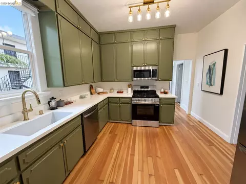 Kitchen - 1324 Burnett, Berkeley, CA 94702 photo 2 of 2