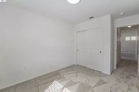Bedroom - 534 Reisling Ct, Manteca, CA 95337 photo 2 of 7