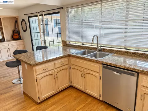 Kitchen - 2204 Cheyenne Way, Modesto, CA 95356 photo 3 of 3