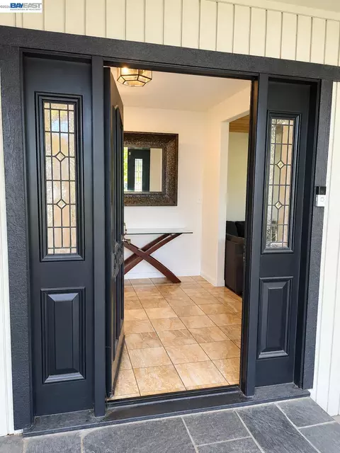 Entry Way - 2204 Cheyenne Way, Modesto, CA 95356 photo 1 of 3