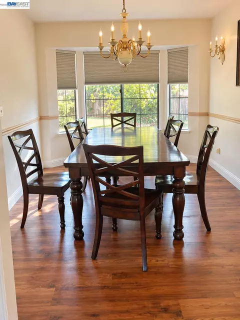 Dining - 2204 Cheyenne Way, Modesto, CA 95356 photo 2 of 2