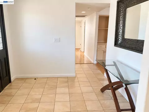 Entry Way - 2204 Cheyenne Way, Modesto, CA 95356 photo 2 of 3