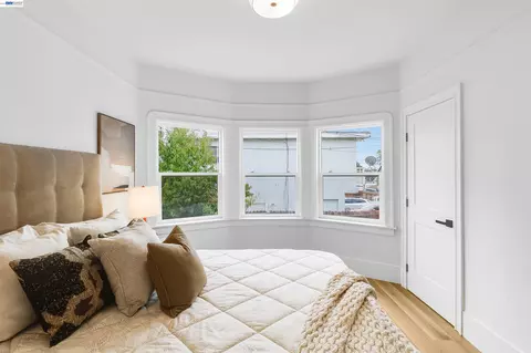 Bedroom - 422 Monterey St, Vallejo, CA 94590 photo 2 of 4