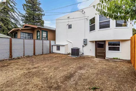 Exterior - 422 Monterey St, Vallejo, CA 94590 photo 3 of 3