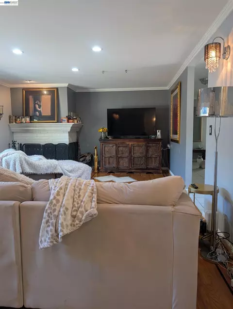 Living - 4017 Silver St, Pleasanton, CA 94566 photo 2 of 2
