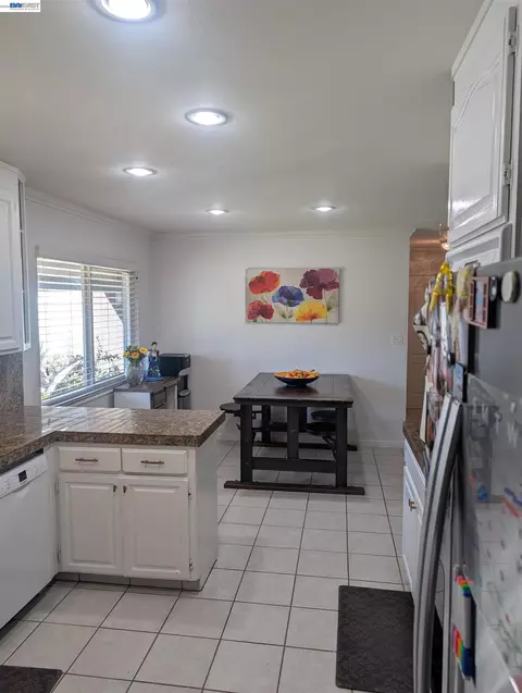 Kitchen - 4017 Silver St, Pleasanton, CA 94566 photo 1 of 5