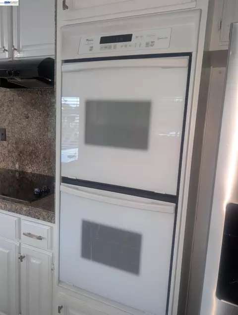 Kitchen - 4017 Silver St, Pleasanton, CA 94566 photo 4 of 5