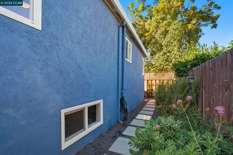 Exterior - 22824 High St, Hayward, CA 94541 photo 3 of 7