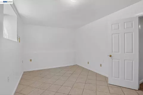 Bedroom - 2244 E 20th St, Oakland, CA 94606 photo 16 of 16
