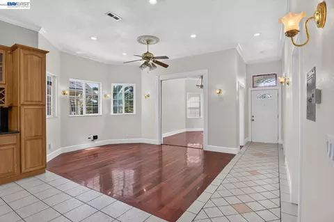 Living - 2244 E 20th St, Oakland, CA 94606 photo 1 of 8