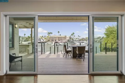 Exterior - 2012 Windward Pt, Discovery Bay, CA 94505 photo 6 of 12