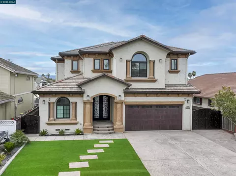 Exterior - 2012 Windward Pt, Discovery Bay, CA 94505 photo 4 of 12