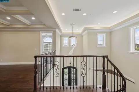 Entry Way - 2012 Windward Pt, Discovery Bay, CA 94505 photo 3 of 6