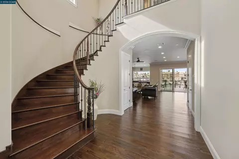 Entry Way - 2012 Windward Pt, Discovery Bay, CA 94505 photo 2 of 6