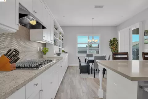 7364 Bay Harbor Way, Discovery Bay, CA 94505