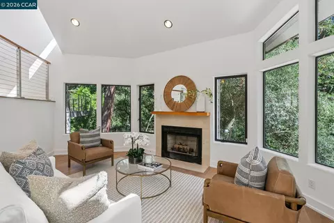 Living - 11 Redwood Cir, Lafayette, CA 94549 photo 5 of 5