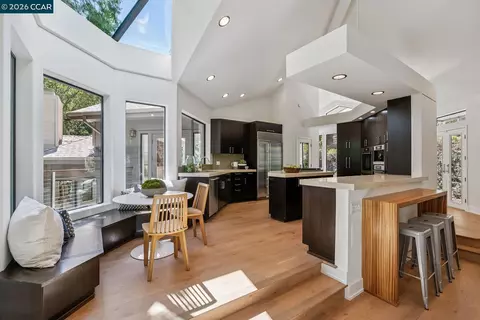 Kitchen - 11 Redwood Cir, Lafayette, CA 94549 photo 1 of 4