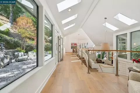 Entry Way - 11 Redwood Cir, Lafayette, CA 94549 photo 3 of 6