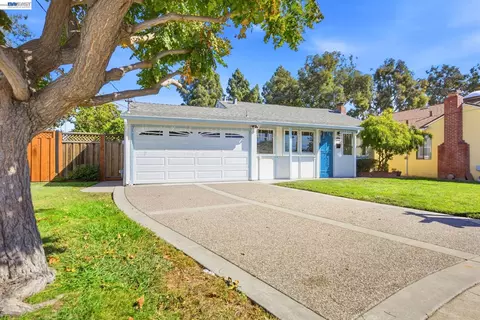 Exterior - 5946 Cinnabar Ct, Newark, CA 94560 photo 3 of 10
