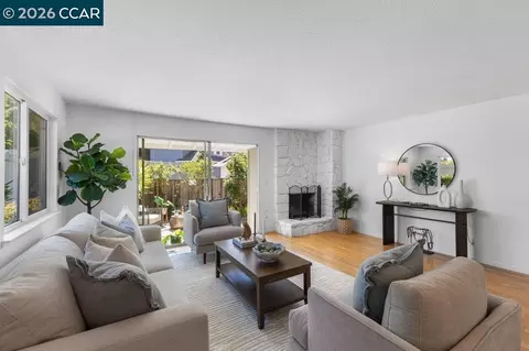 Living - 143 Miramonte Dr, Moraga, CA 94556 photo 2 of 6