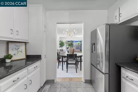 Kitchen - 143 Miramonte Dr, Moraga, CA 94556 photo 4 of 4